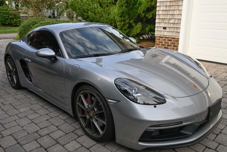 2023 Porsche 982 718 Cayman sold for $92,500
