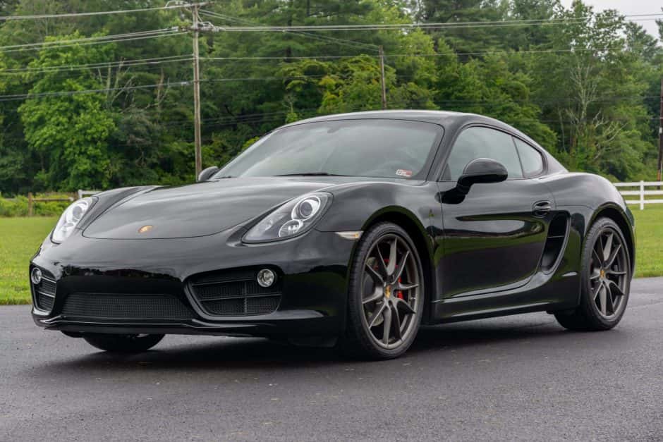 2014 Porsche 981 Cayman sold for $41,500