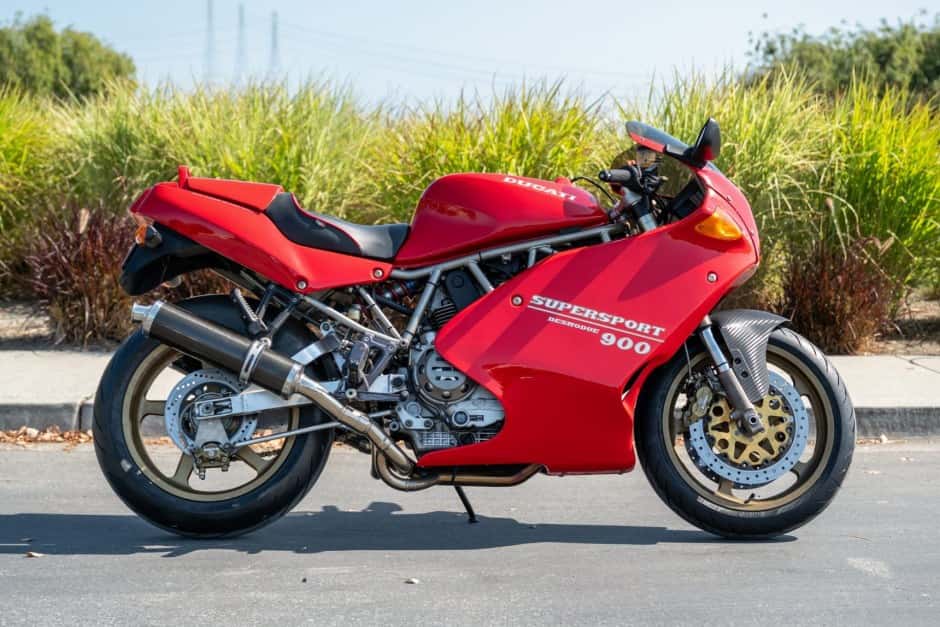 1995 Ducati 750, 800, 900, & 1000 Supersport (1988-2007) sold for $5,500