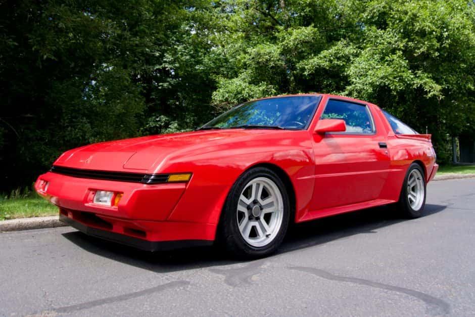1986 Chrysler Conquest & Mitsubishi Starion sold for $9,350