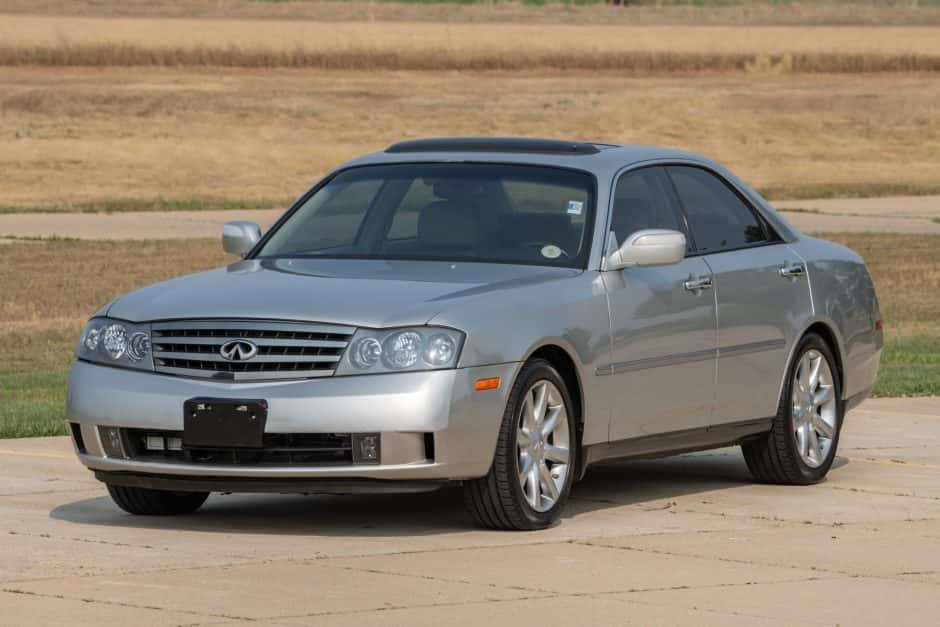2003 Infiniti  sold for $15,000