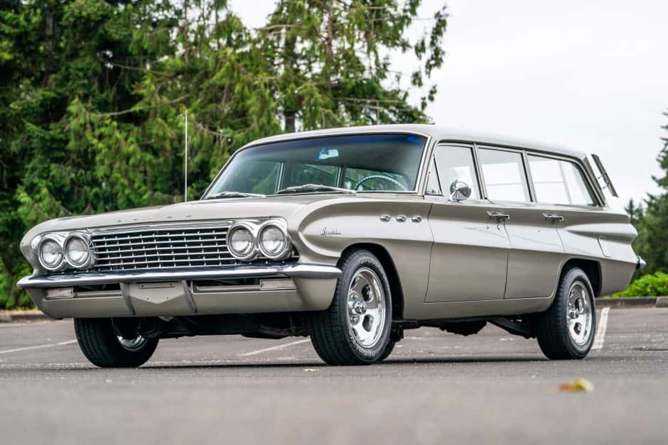 1961 Buick Special sold for $23,000