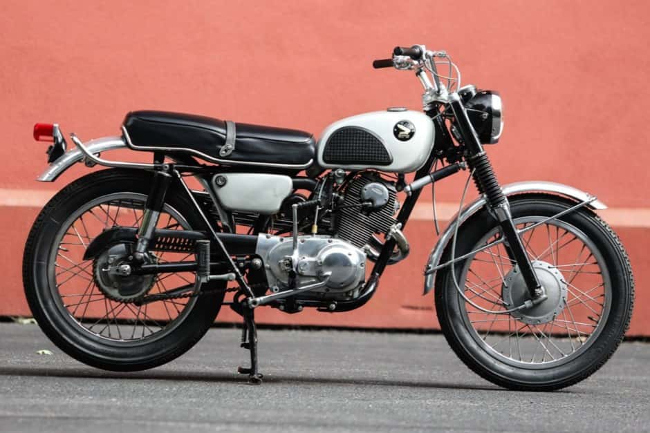1963 Honda CL72, CB72, CA72, & C72 sold for $4,100