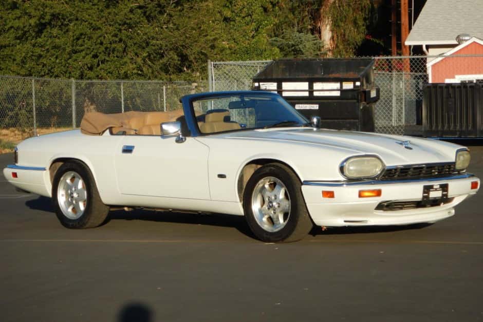 1994 Jaguar XJS sold for $10,500