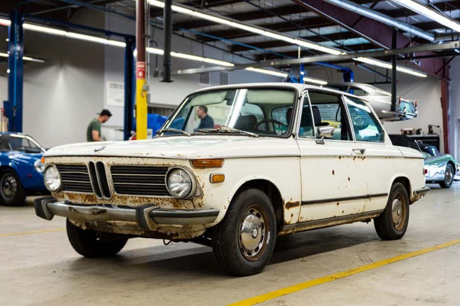 1973 BMW 2002tii sold for $10,500