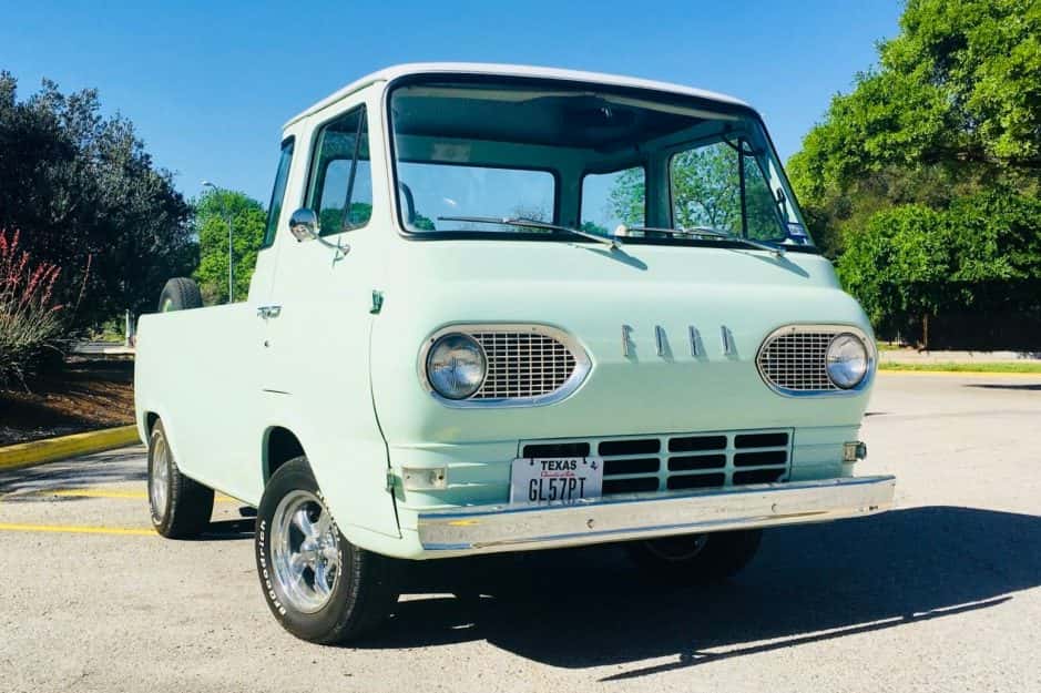 1967 Ford Econoline Pickup sold for $10,550
