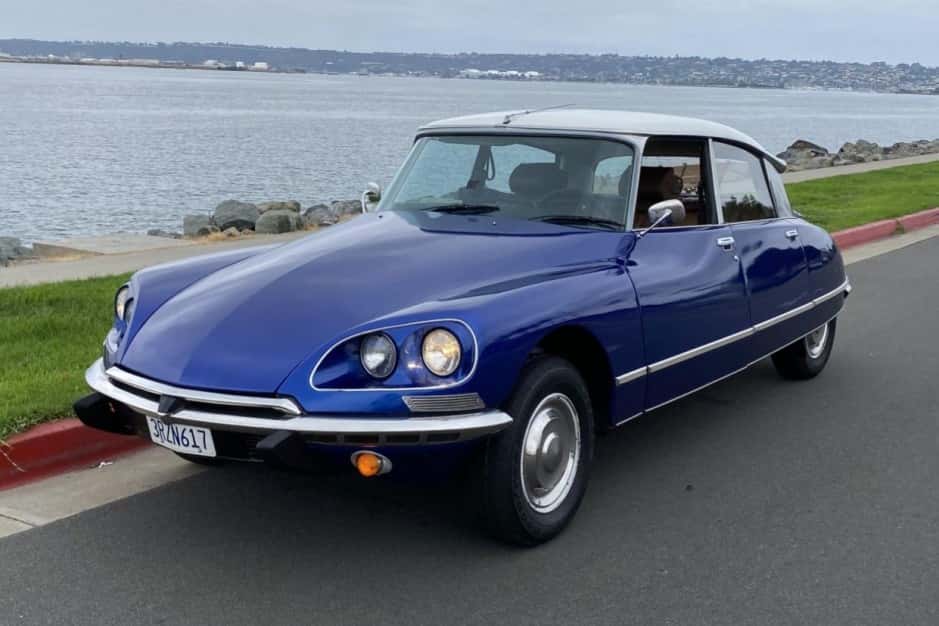 1972 Citroen DS sold for $42,500