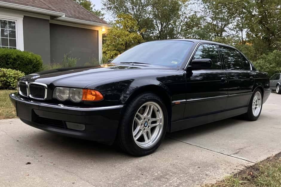 1999 BMW E38 7-Series sold for $27,000