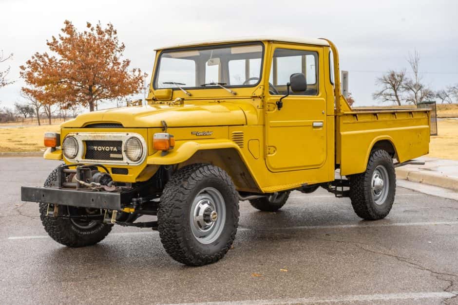1978 Toyota Land Cruiser FJ45 sold for $28,300
