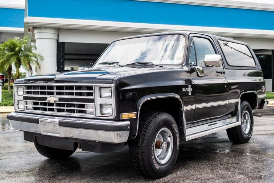 1987 Chevrolet K5 Blazer 1973-1991 sold for $11,500