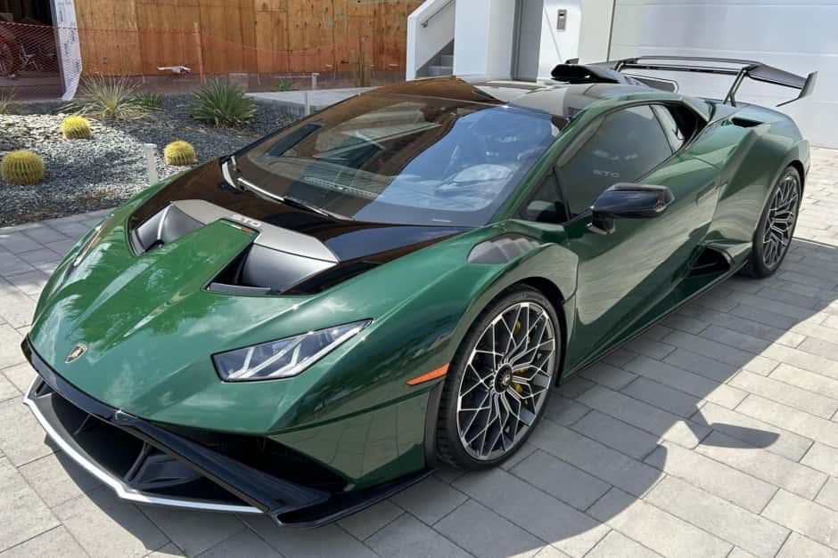 2023 Lamborghini Huracán sold for $346,000