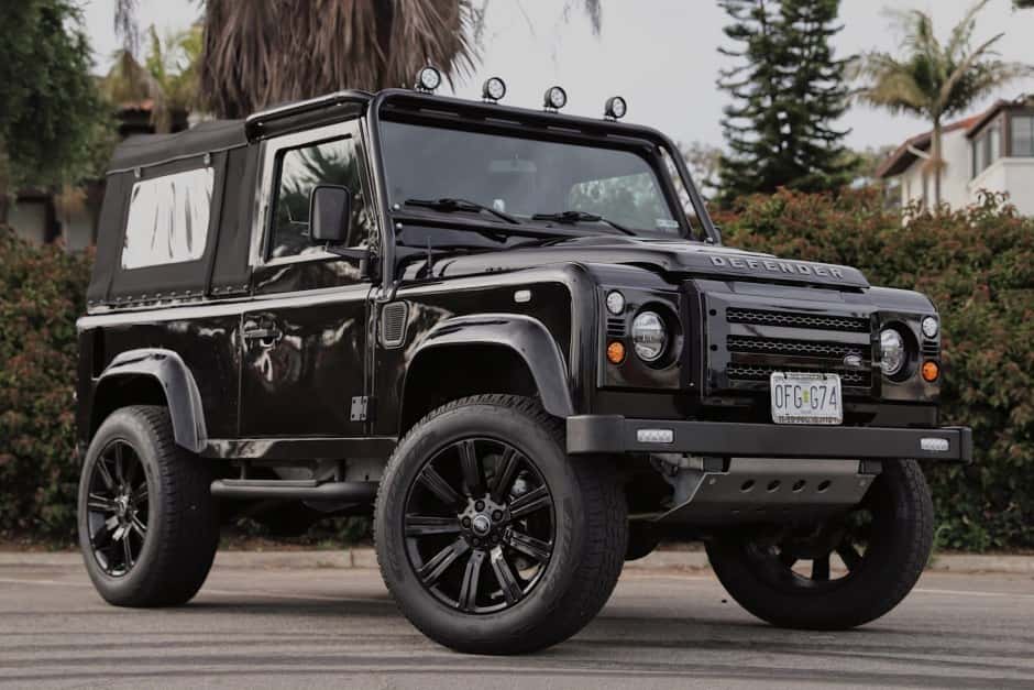 2022 Osprey Defender Replica sold for $58,000