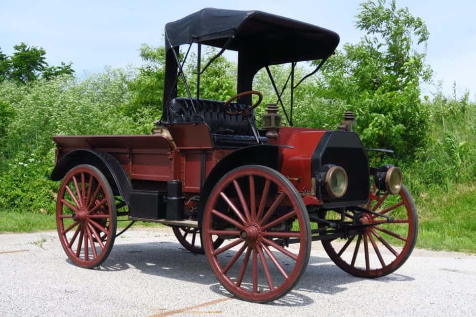 1913 International Harvester  sold for $19,000