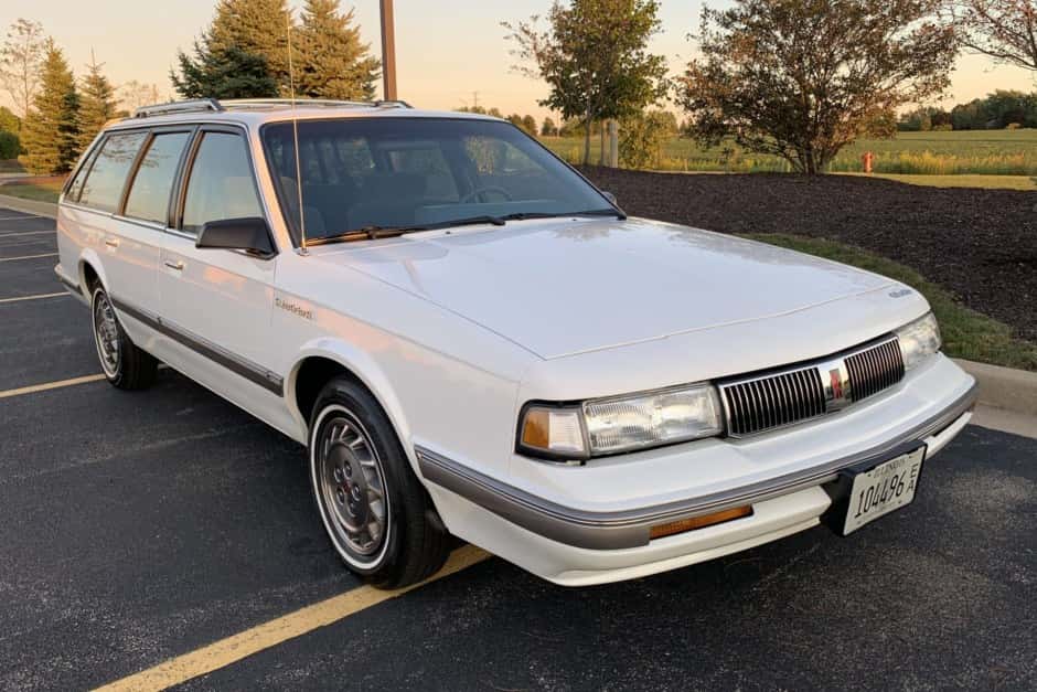1995 Oldsmobile Cutlass sold for $11,100