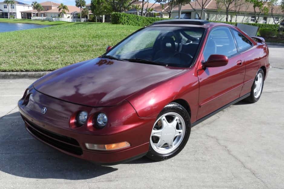 1996 Acura Integra sold for $9,500