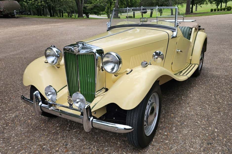 1953 MG TD sold for $16,500