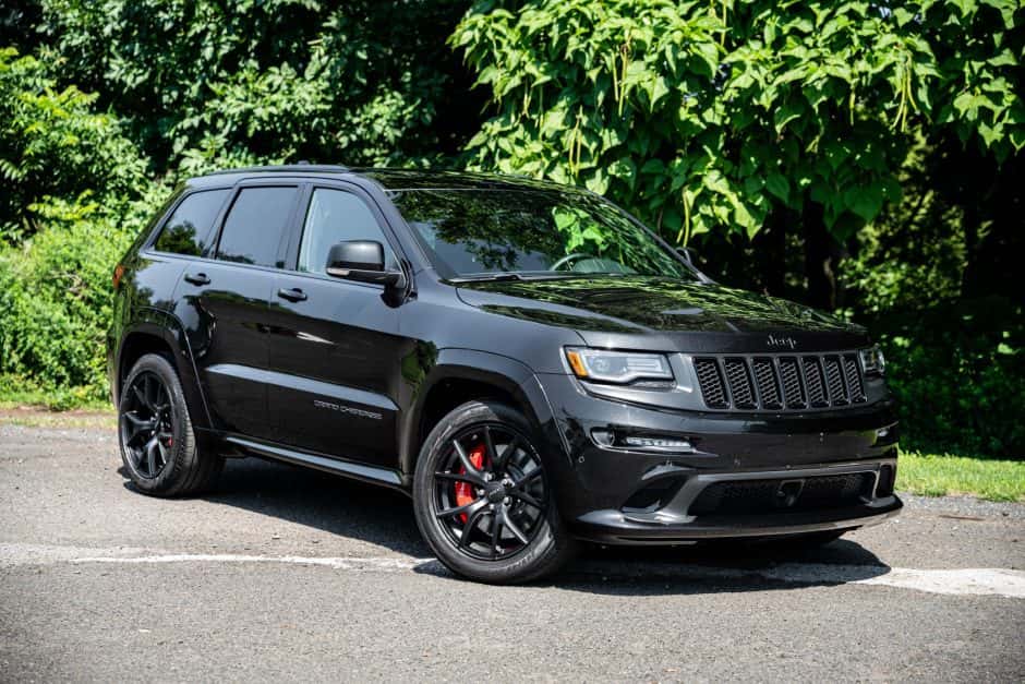 2016 Jeep WK2 Grand Cherokee sold for $44,250