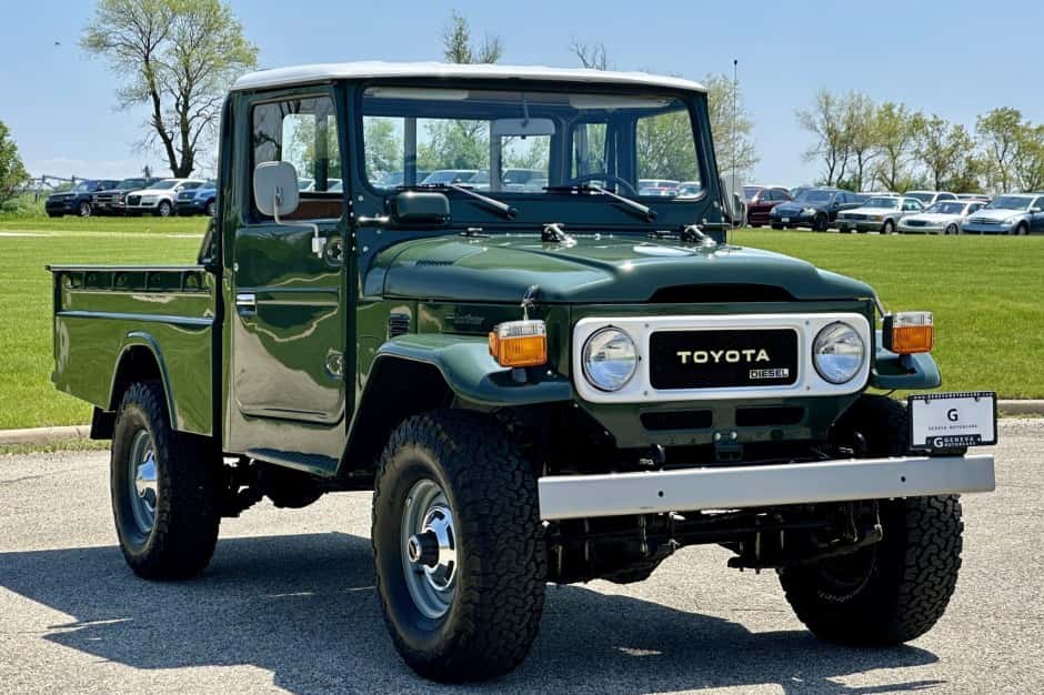 1985 Toyota Land Cruiser FJ45 sold for $41,250