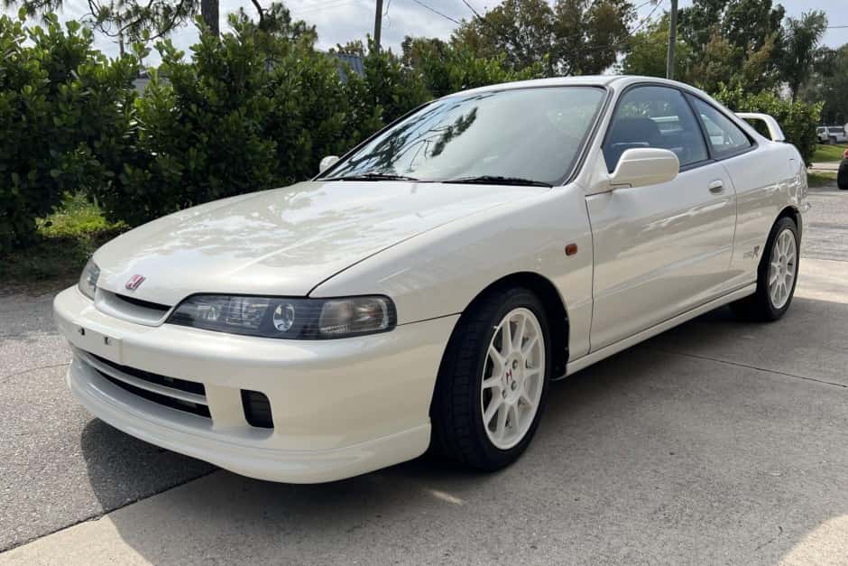 1998 Acura Integra Type R sold for $22,000