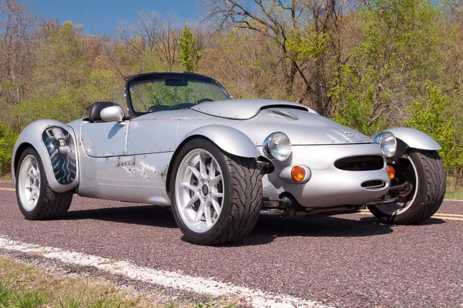 1999 Panoz Roadster sold for $25,250