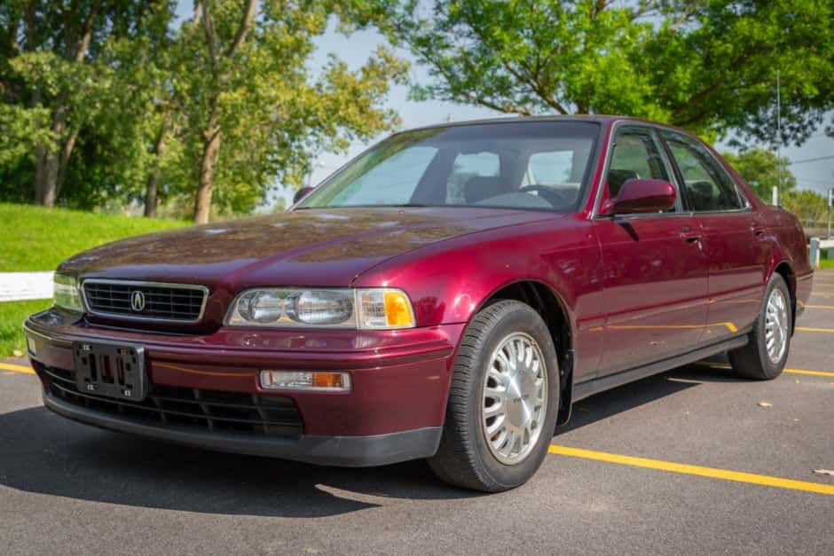 1995 Acura Legend sold for $15,777