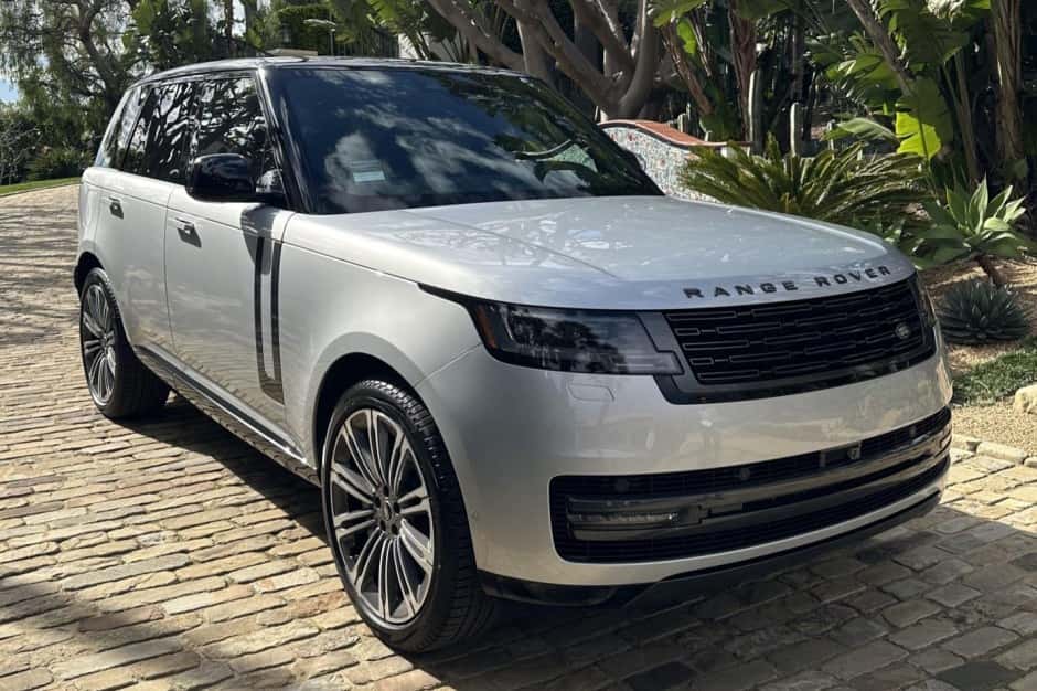 2024 Land Rover Range Rover L460 sold for $127,000