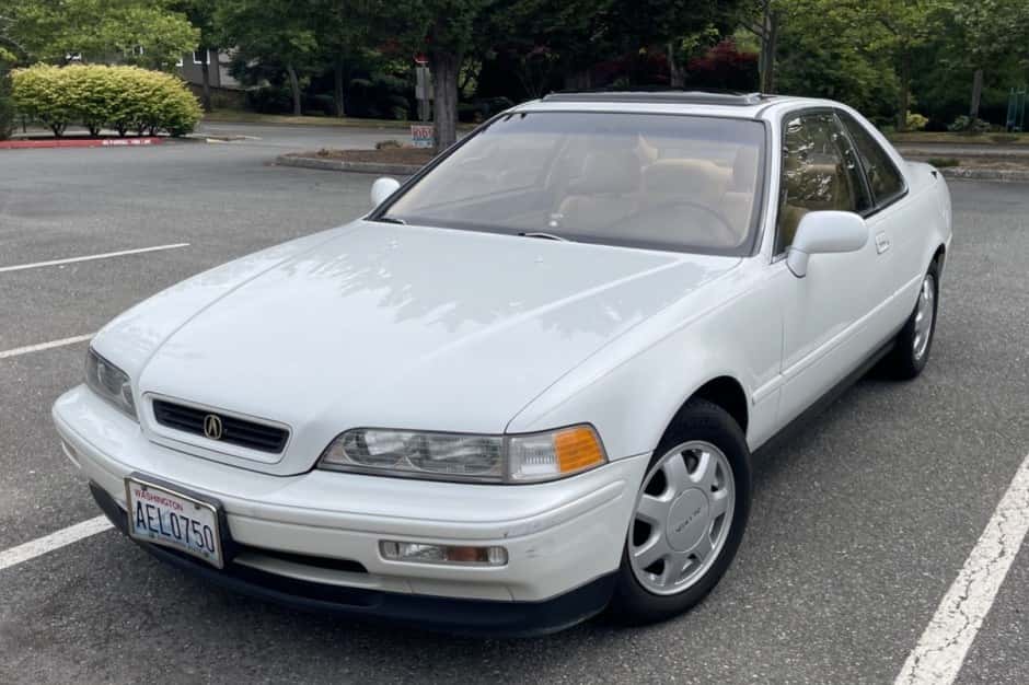 1991 Acura Legend sold for $8,900