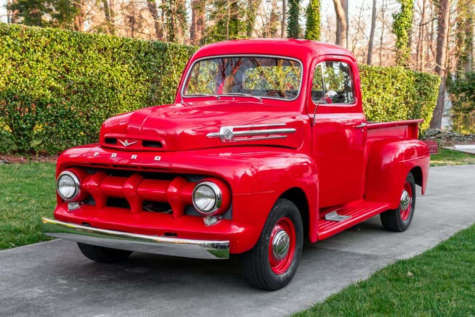 1952 Ford Pickup 1940-1947 sold for $17,750