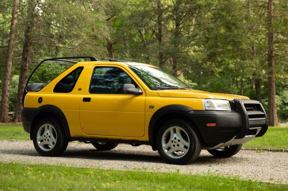 2003 Land Rover  sold for $10,750