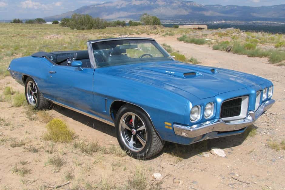 1971 Pontiac Tempest / LeMans sold for $31,000