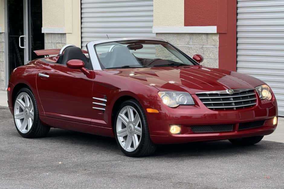 2005 Chrysler Crossfire sold for $10,756