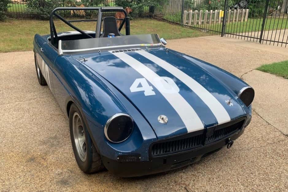 1964 MG MGB sold for $6,750
