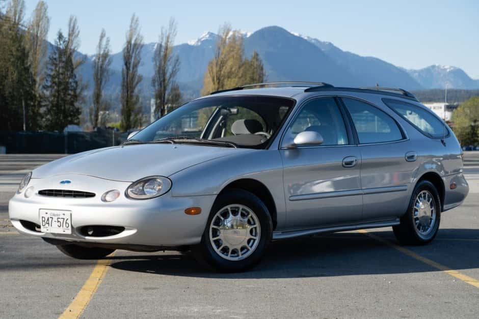 1996 Ford Taurus Sedan & Wagon sold for $5,000