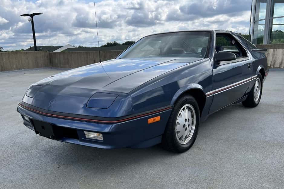 1988 Dodge Daytona & Chrysler Laser sold for $8,300