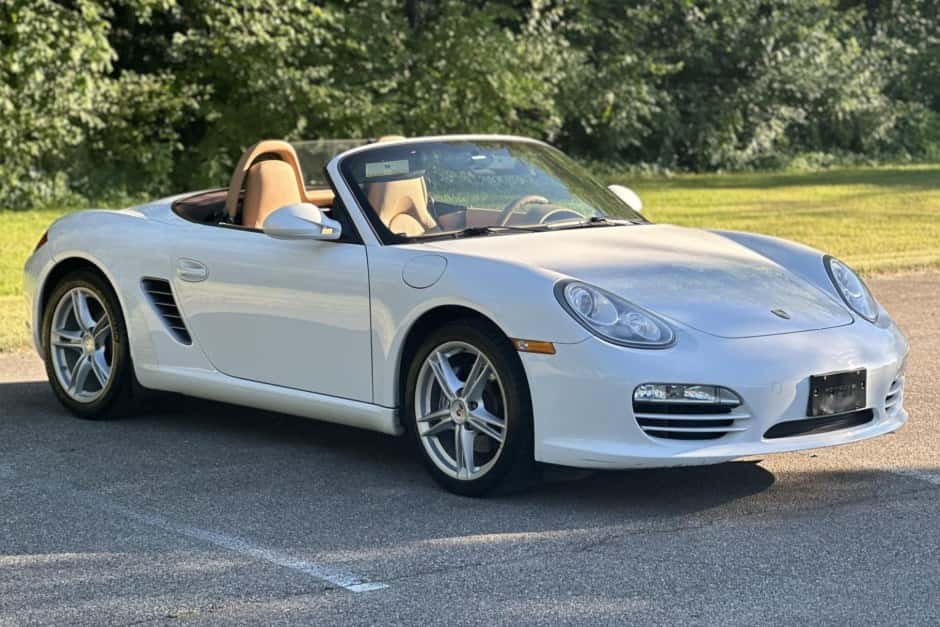 2011 Porsche 987 Boxster sold for $16,500