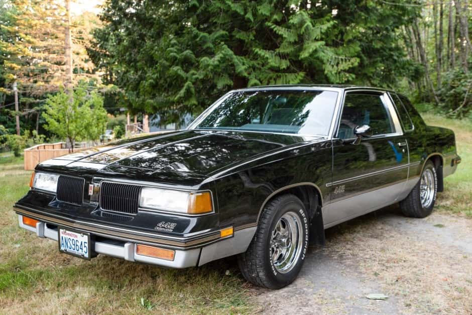 1987 Oldsmobile 442 sold for $12,500