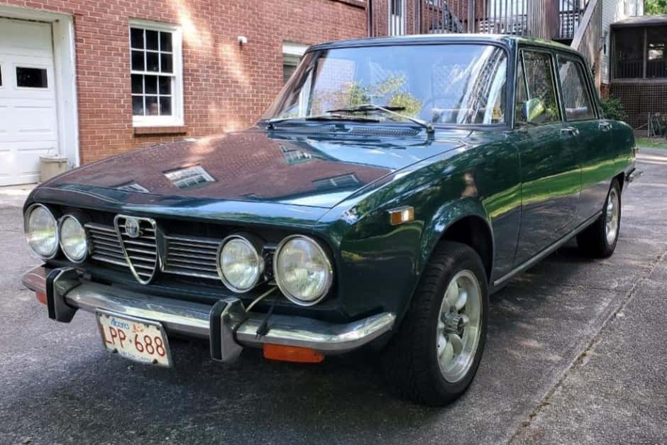 1972 Alfa Romeo 105 Series Sedan sold for $13,500