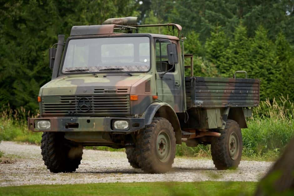 1985 Mercedes-Benz Unimog sold for $13,000