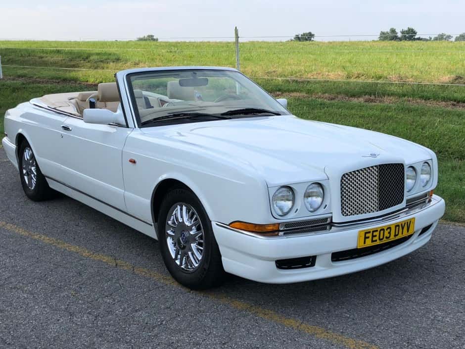 2000 Bentley Azure sold for $31,250