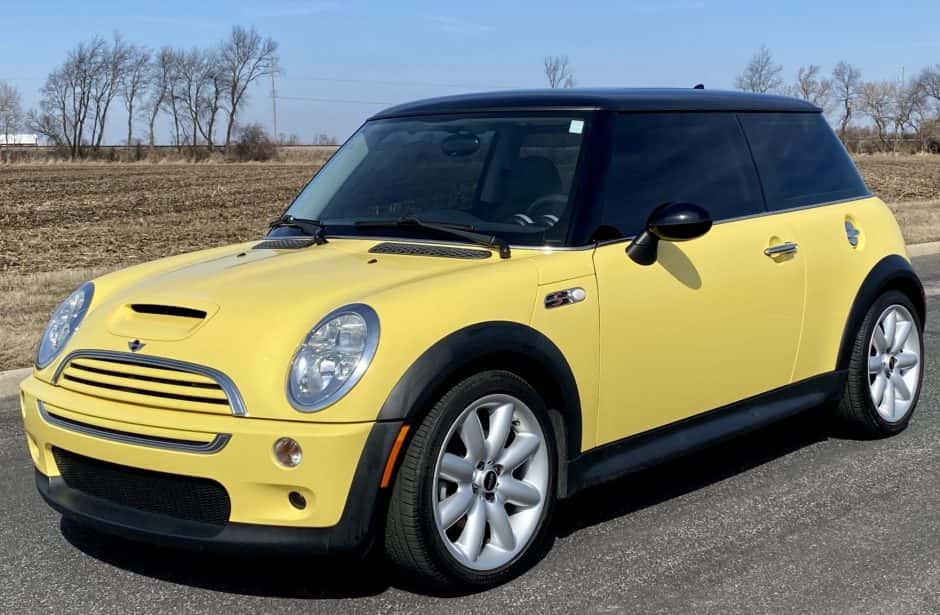 2002 Mini R53 Cooper S sold for $7,777