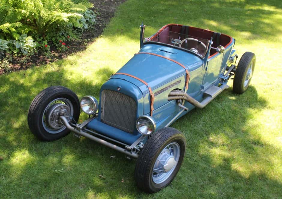 1927 Ford  sold for $9,500