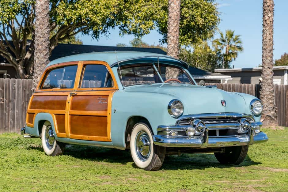 1951 Ford Country Squire sold for $31,900