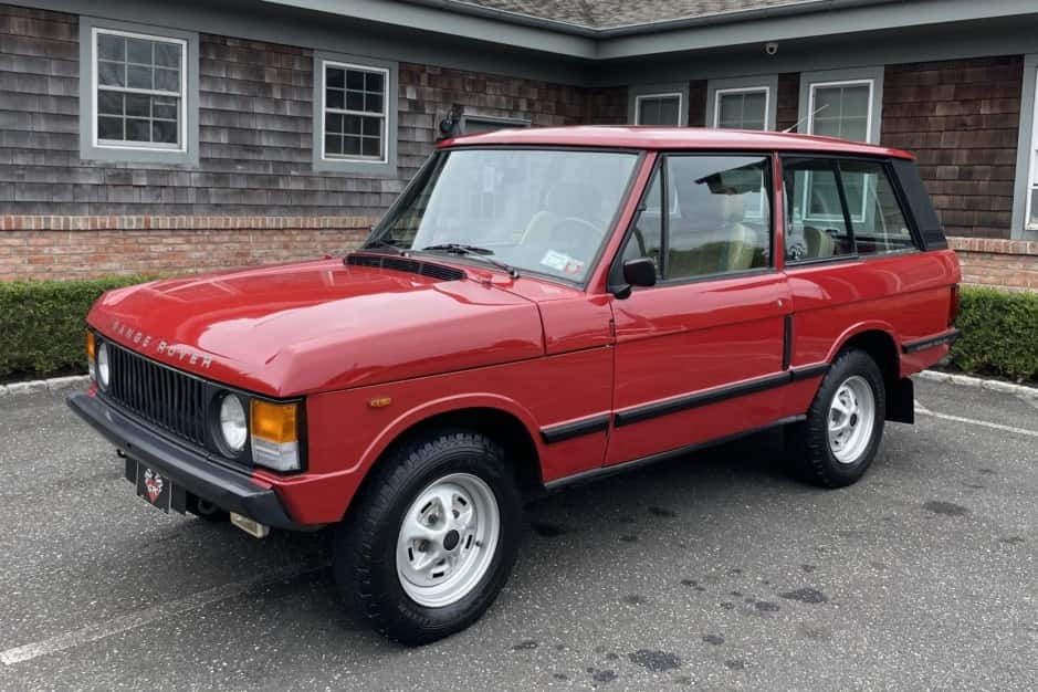 1981 Land Rover Range Rover Classic sold for $28,500