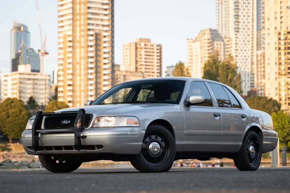 2008 Ford Crown Victoria sold for $17,500