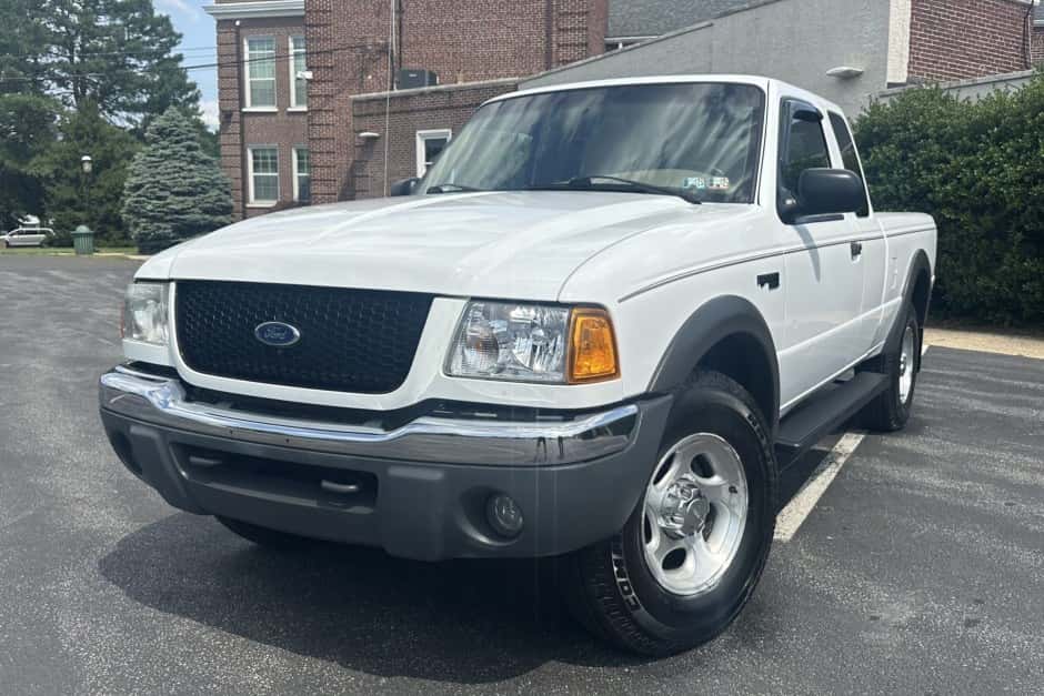 2002 Ford Ranger 1998-2011 sold for $15,900