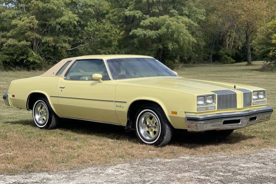 1977 Oldsmobile Cutlass sold for $20,500