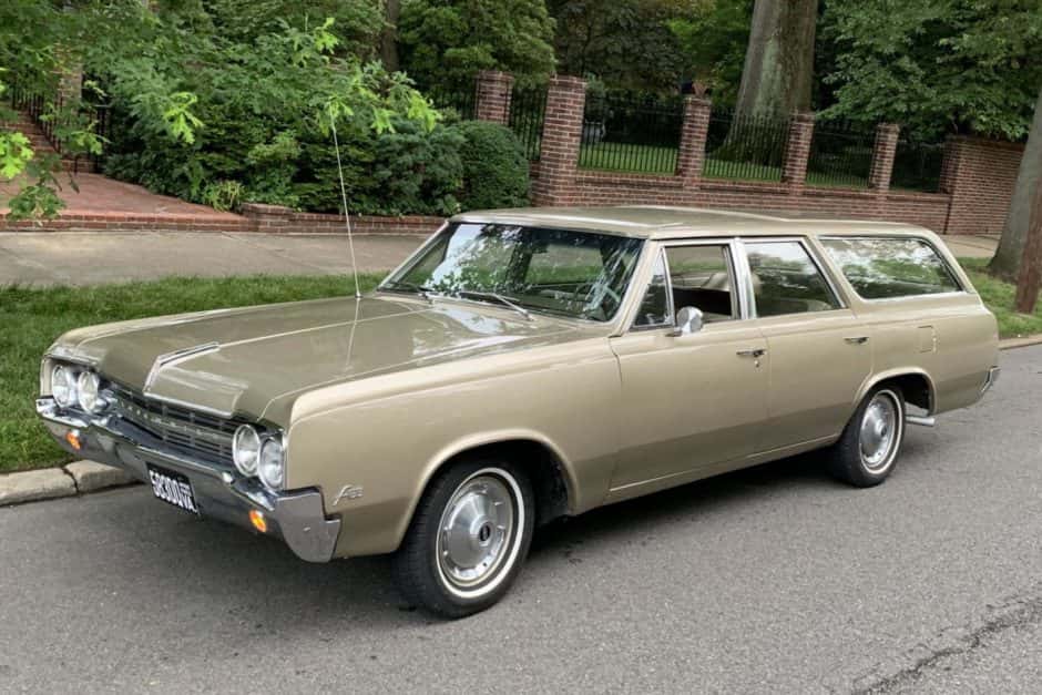 1965 Oldsmobile F-85 & Jetfire sold for $8,000