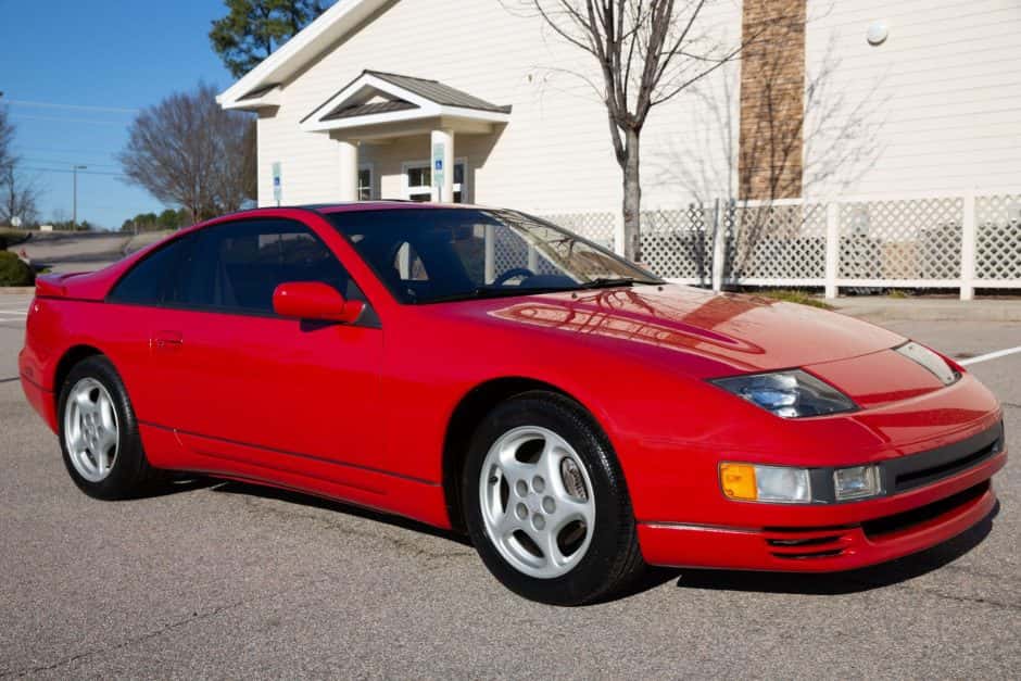 1990 Nissan Z32 300ZX sold for $41,750