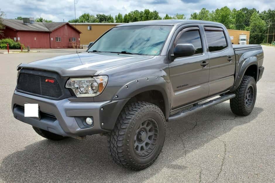 2013 Toyota Tacoma (N2X0 2005-2015) sold for $19,500