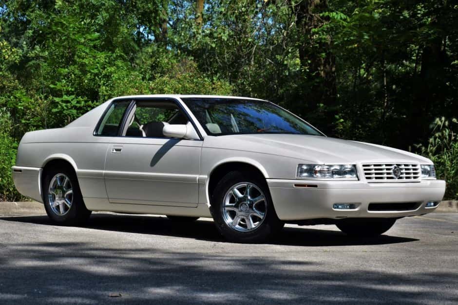 2002 Cadillac Eldorado sold for $10,255